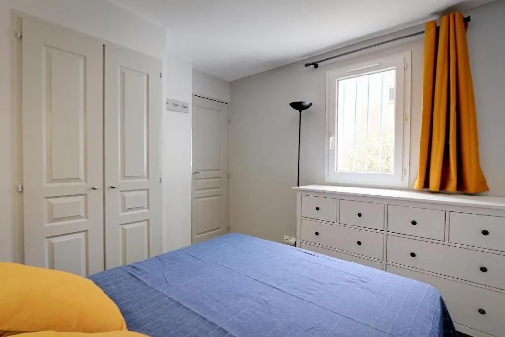 Grimaud, Les Restanques, Appartement Vue Mer, 4 Personnes 0*, Grimaud